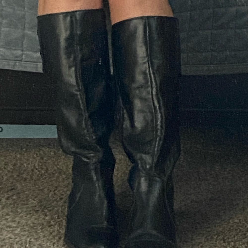 Black faux Leather Knee-High Boots - Picture 6 of 12